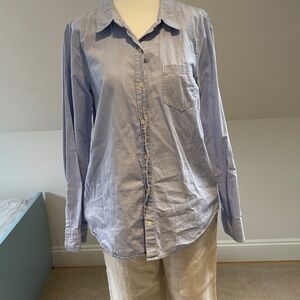 GAP button down shirt